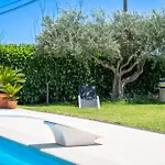 Agave Pool & 아파트