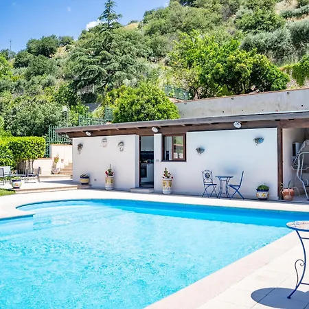 Agave Pool & Gaggi