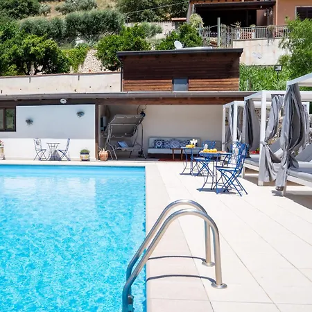Agave Pool & דירה Gaggi